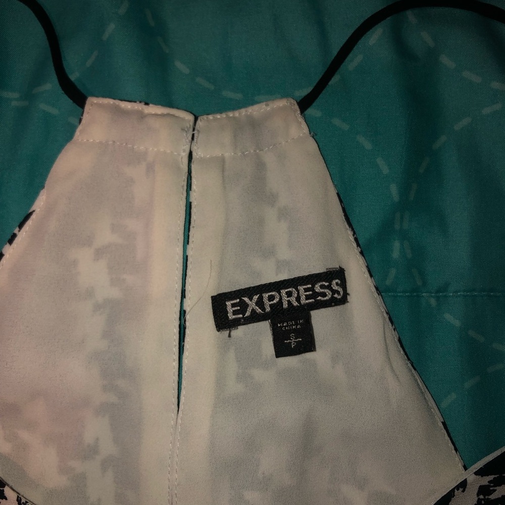 Express Cami Top - Picture 2 of 3